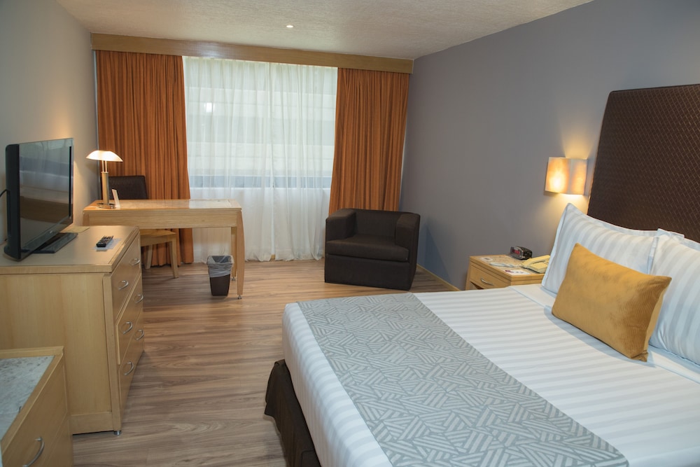 STANDARD, KING BED