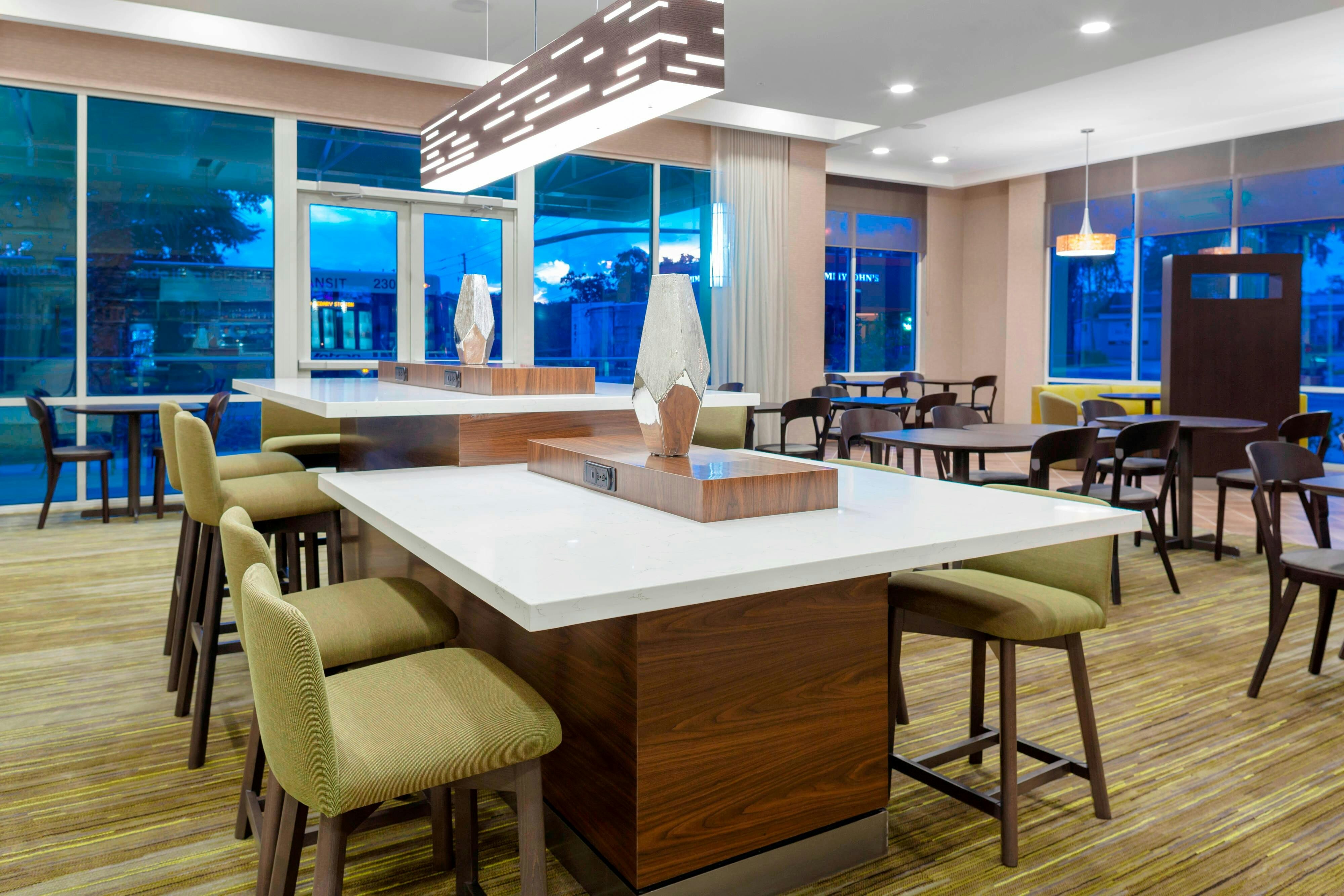Courtyard By Marriott Deland Historic Downtown 29/47