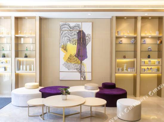 Lavande Hotel (Tianjin People's Hospital Metro Station) 43/55