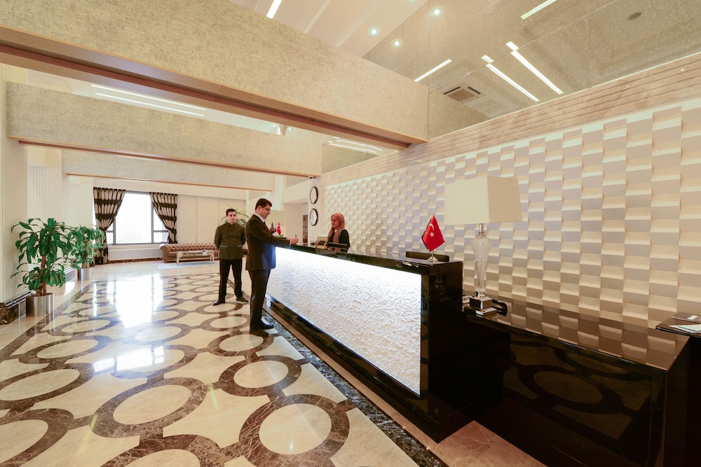 THE BERUSSA HOTEL 11/54