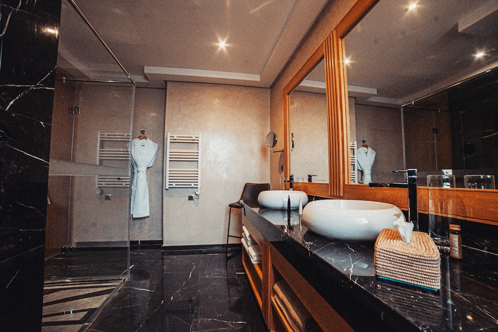 Sumahan Suites and Spa 62/62