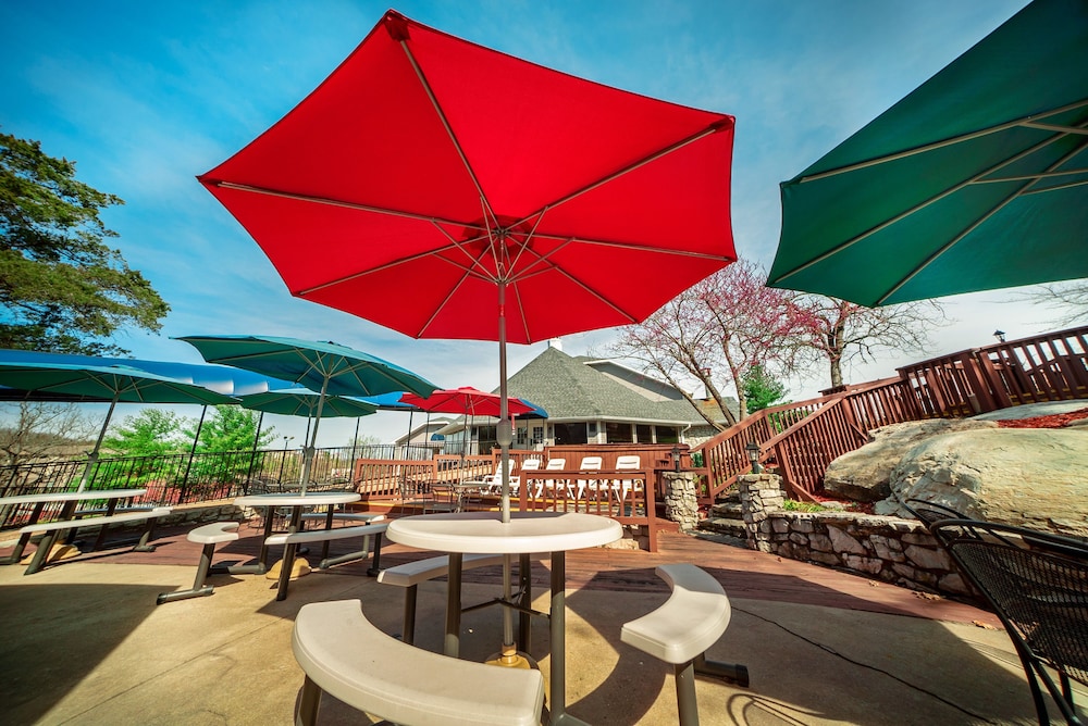 Stone Castle Hotel Conference Center 40/54