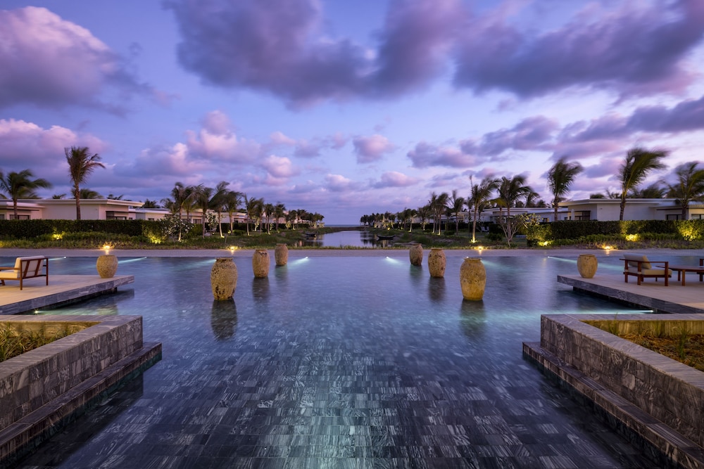 Melia Ho Tram Beach Resort 64/74