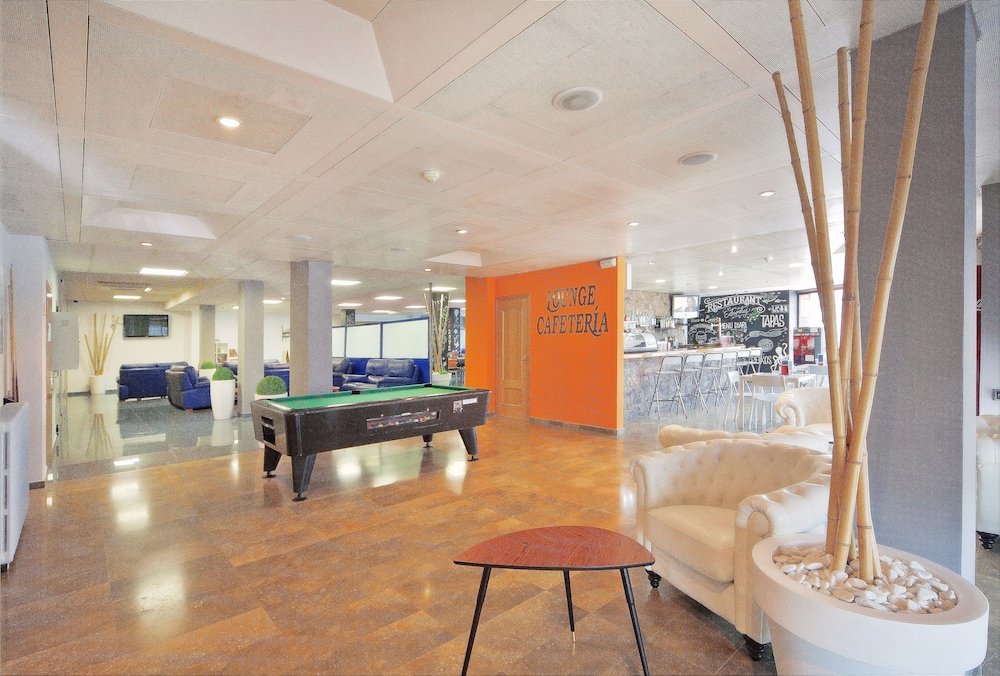 Hotel Sant Pere II 5/50
