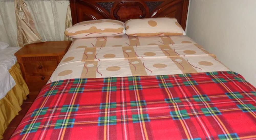 Miconia Hostal 3/49