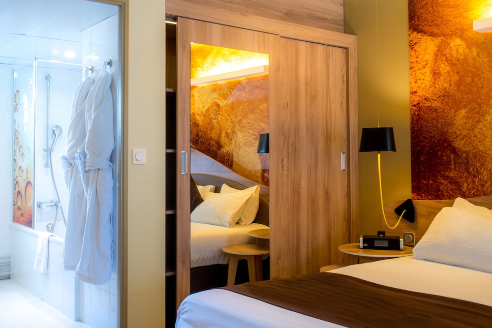 Holiday Inn Reims Centre 25/65