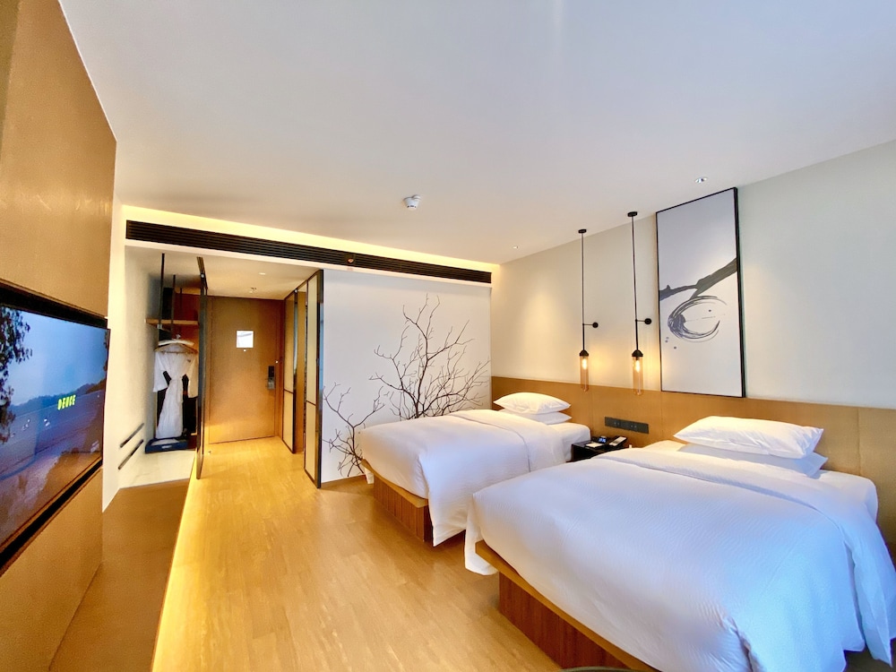 Premium, 2 Double Beds