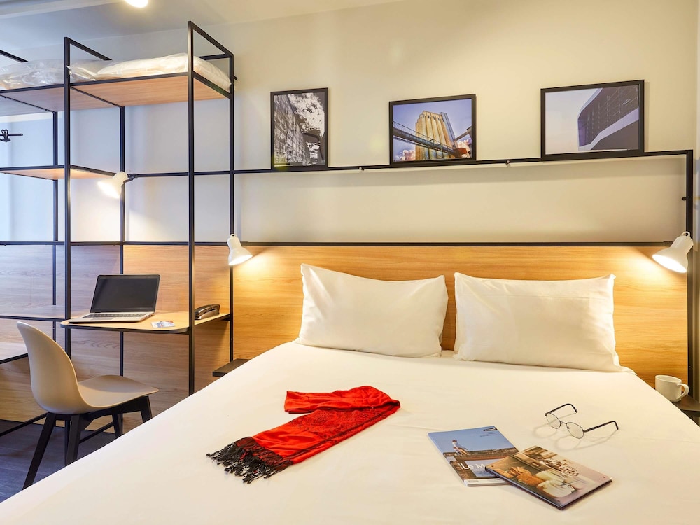 Ibis Lorient Centre Gare 23/64