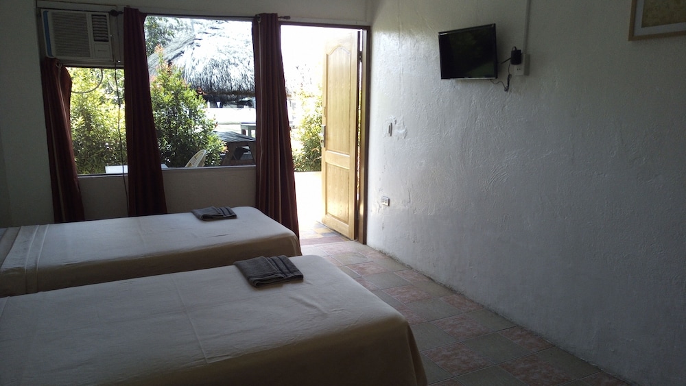 Ocean Bay Beach Resort 14/50