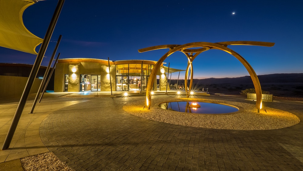 The Desert Grace, Gondwana Collection Namibia (PTY 55/58