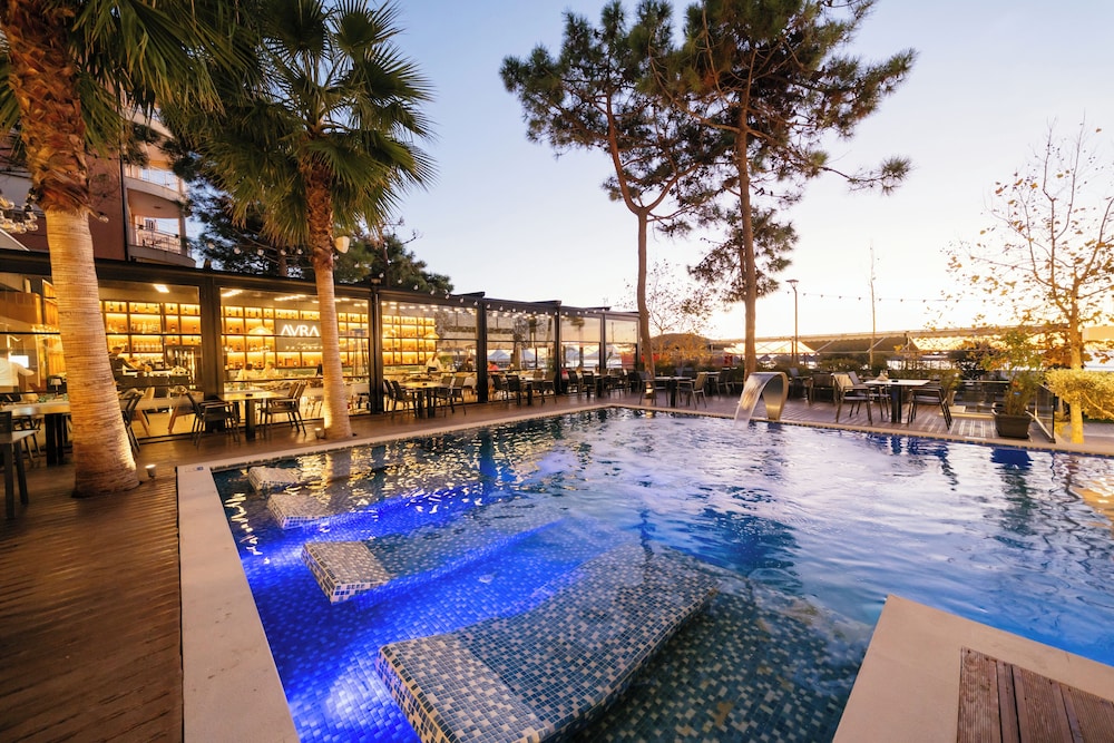 Albanian Star Hotel 27/50