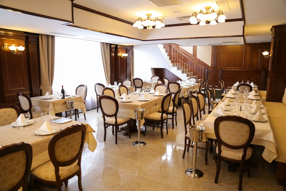 Hotel Carmen 25/32