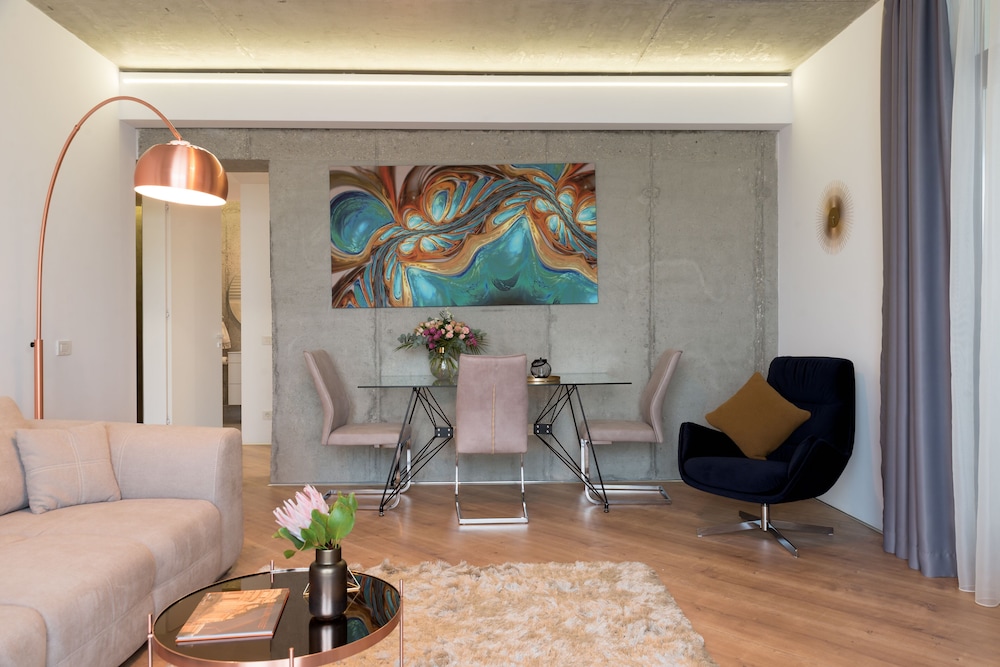 Novum Aparthotel 45/69