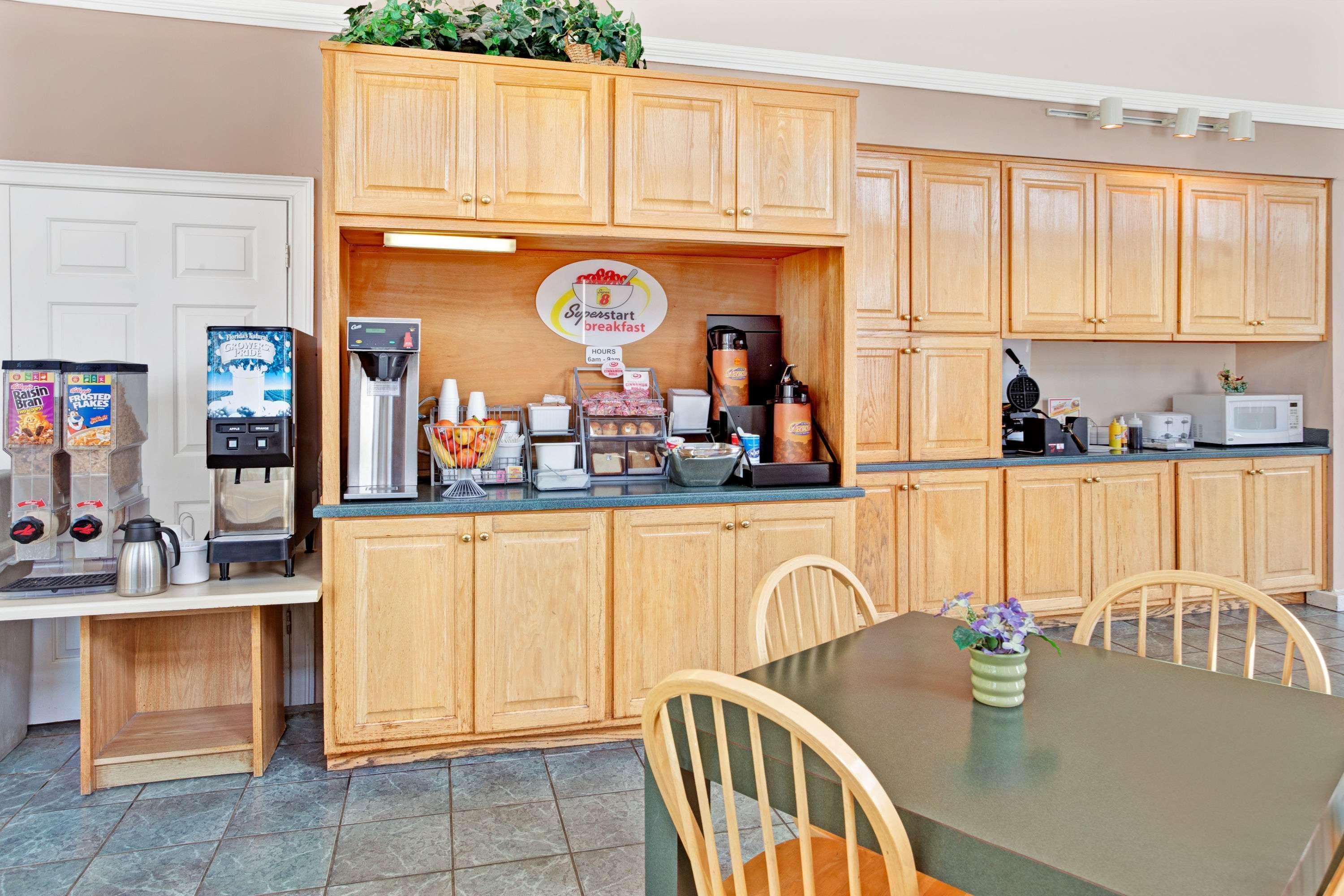 Super 8 By Wyndham Marietta/West/Atl Area 20/24