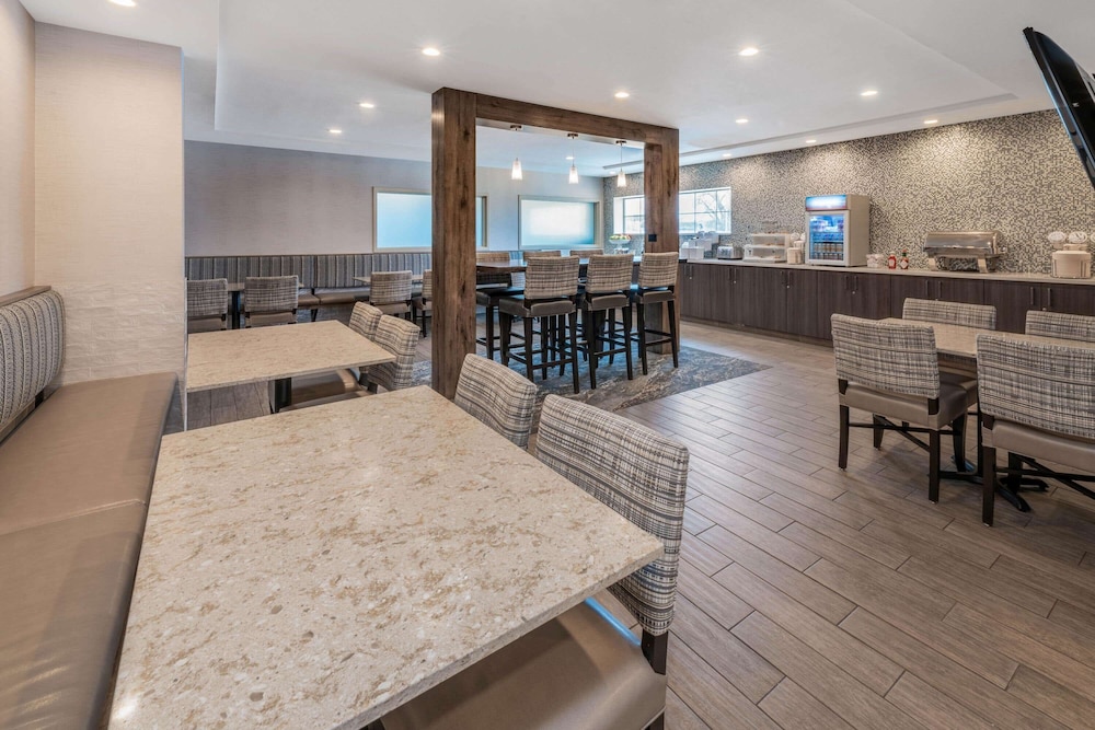La Quinta Inn & Suites by Wyndham Bozeman 18/33
