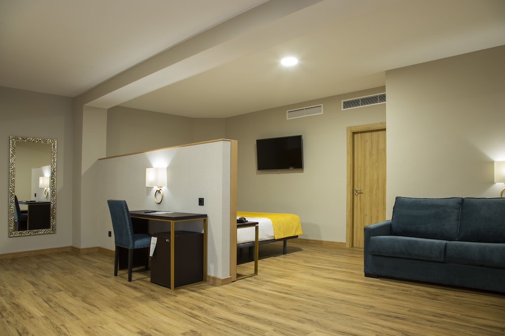 Hotel Zentral Mayoral Toledo 40/66