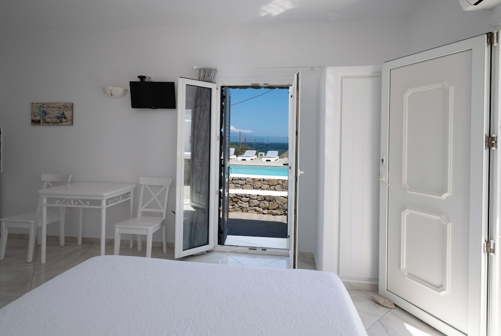 Anixi Hotel 23/64