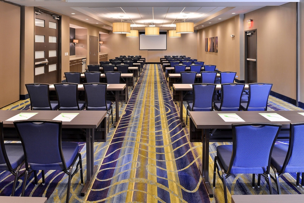 Springhill Suites Raleigh Cary 31/32