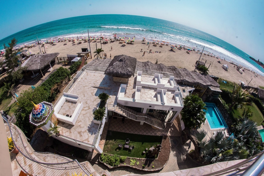 Dharma Beach Hotel 6/57