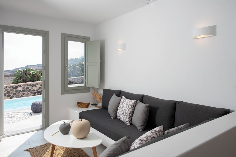 White Orchid Luxury Suites 36/50