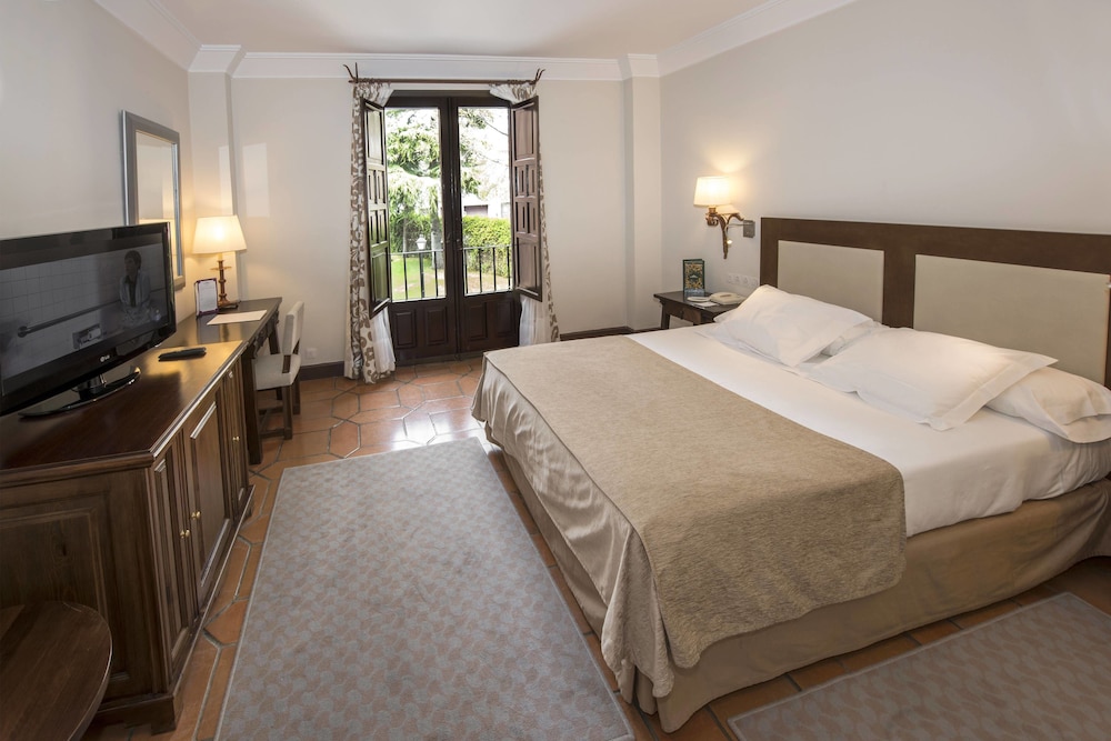 Parador de Avila 8/64