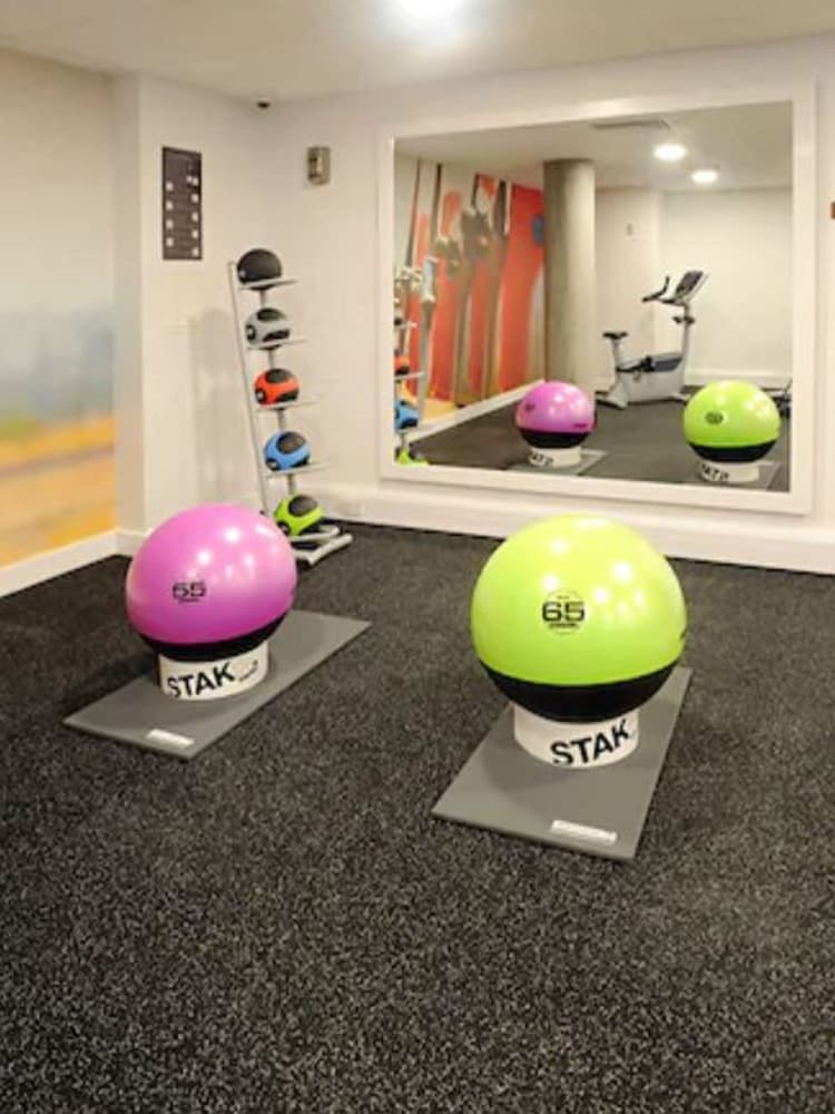 Hampton By Hilton London Stansted Airport 26/59