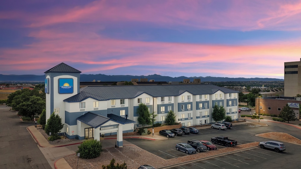 Days Inn by Wyndham Thornton 3/59