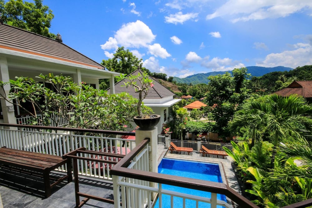 Dewivilla Hotel 31/50