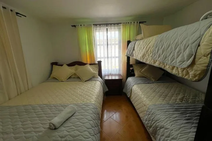 Anhyali Hospedaje 5/18