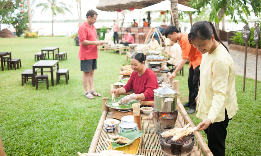 Vinh Hung Riverside Resort 61/78