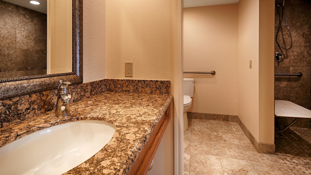 Best Western Plus A Wayfarer S Inn And Suites 10/26