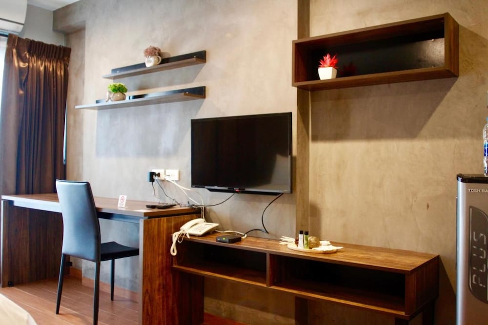 MY LOFT Hotel (ex MY LOFT 2 Ratchadapisek 36) 63/72