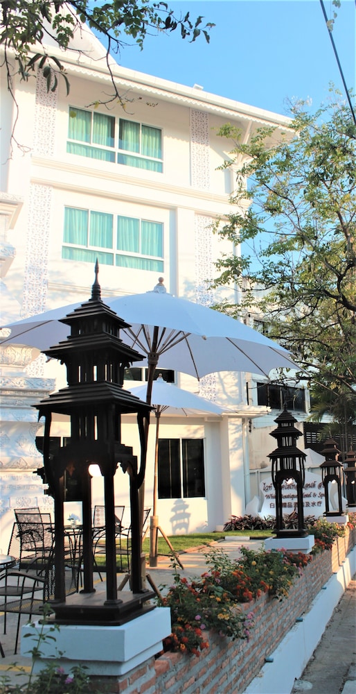 White Boutique Hotel and Spa 11/73