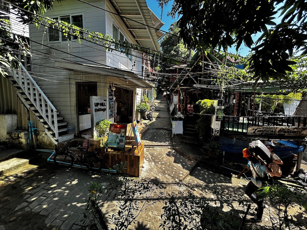 Coco's Guesthouse 57/66