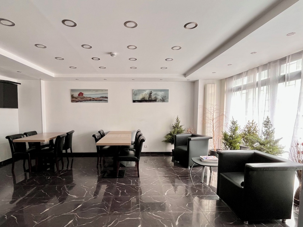 LUXOR BASTILLE HOTEL 52/61