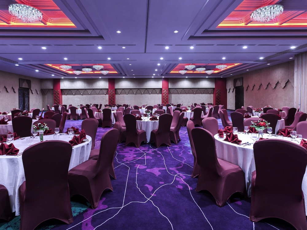 Grand Mercure Yogyakarta Adi Sucipto 60/70