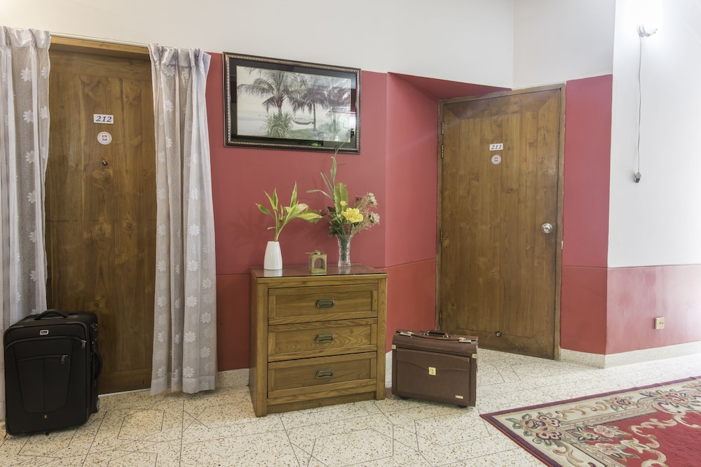 Babylon Garden Serviced Apartments 10/75