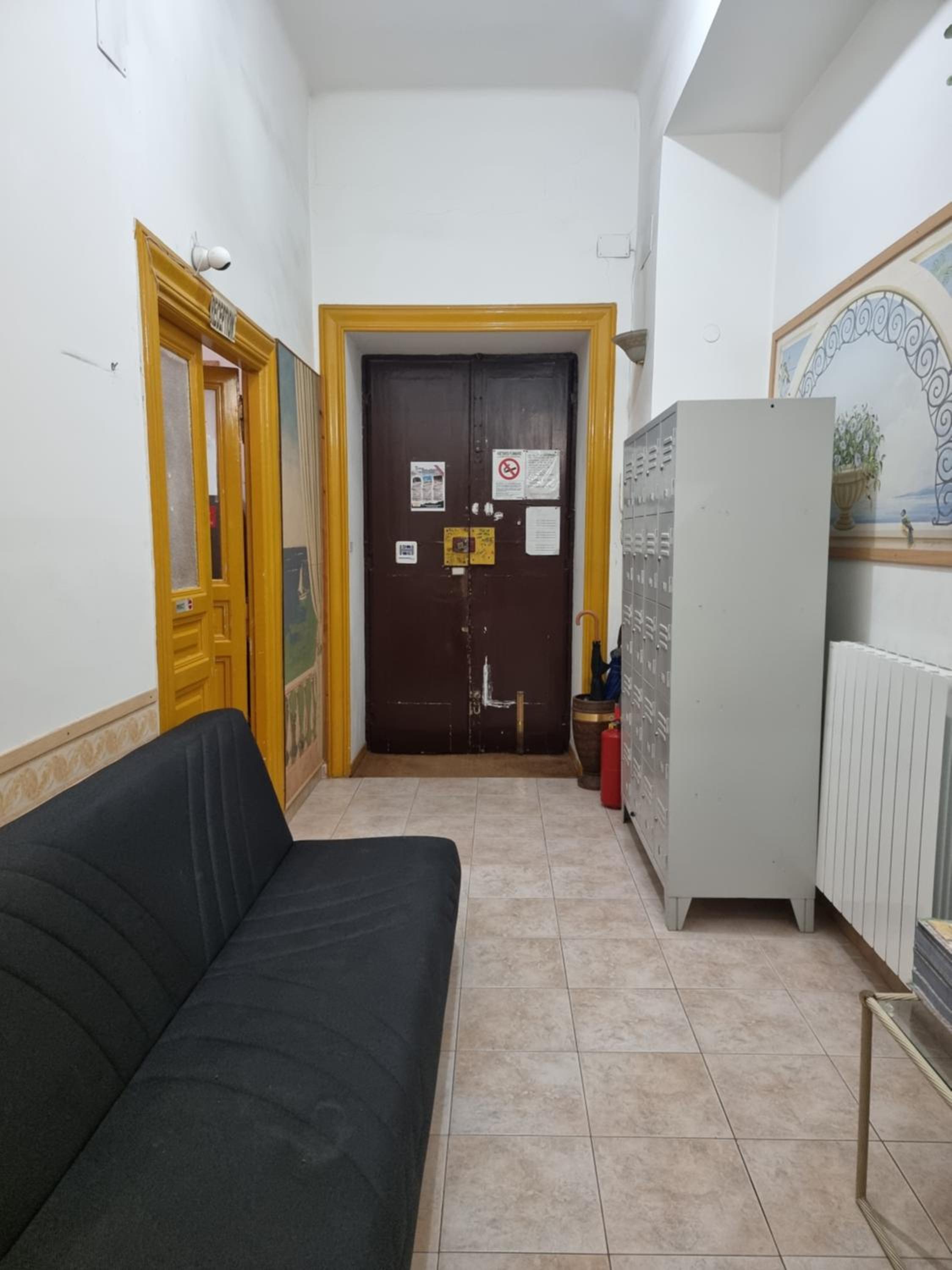 Sunshine Hostel 2/15