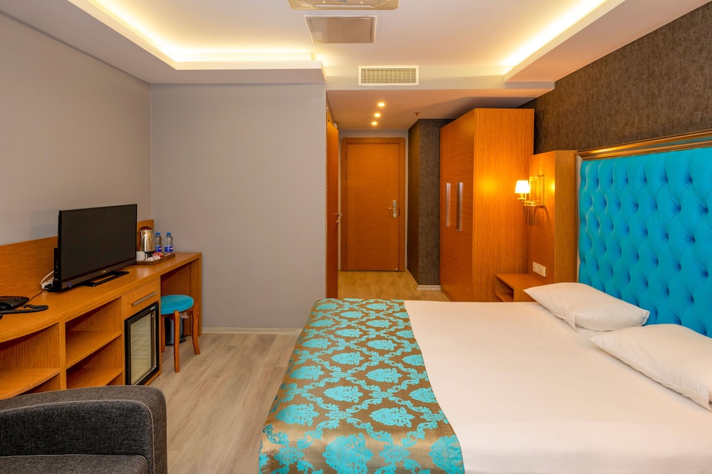 Grand Palace Hotel 16/50