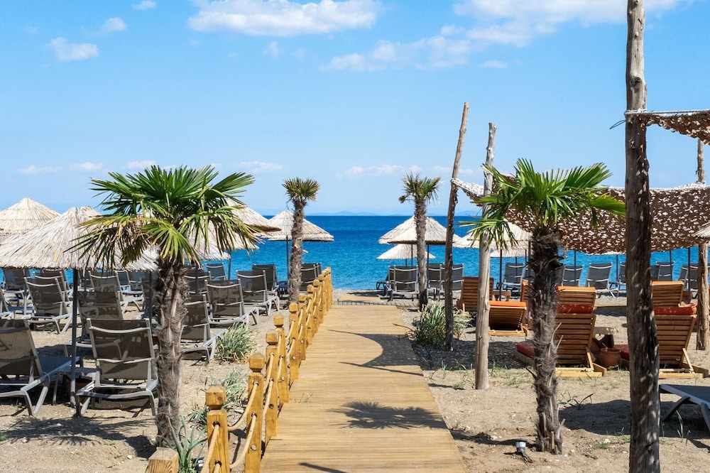 Club Kavala Beach Hotel Assos 46/58