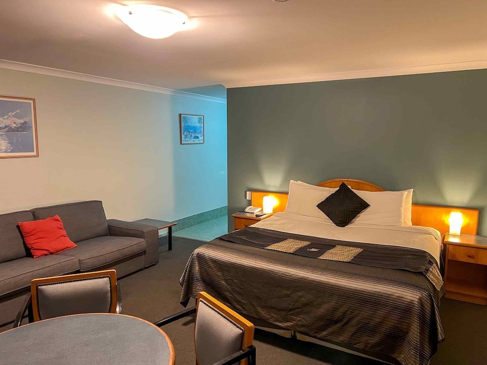 Heritage Resort Shark Bay 18/58