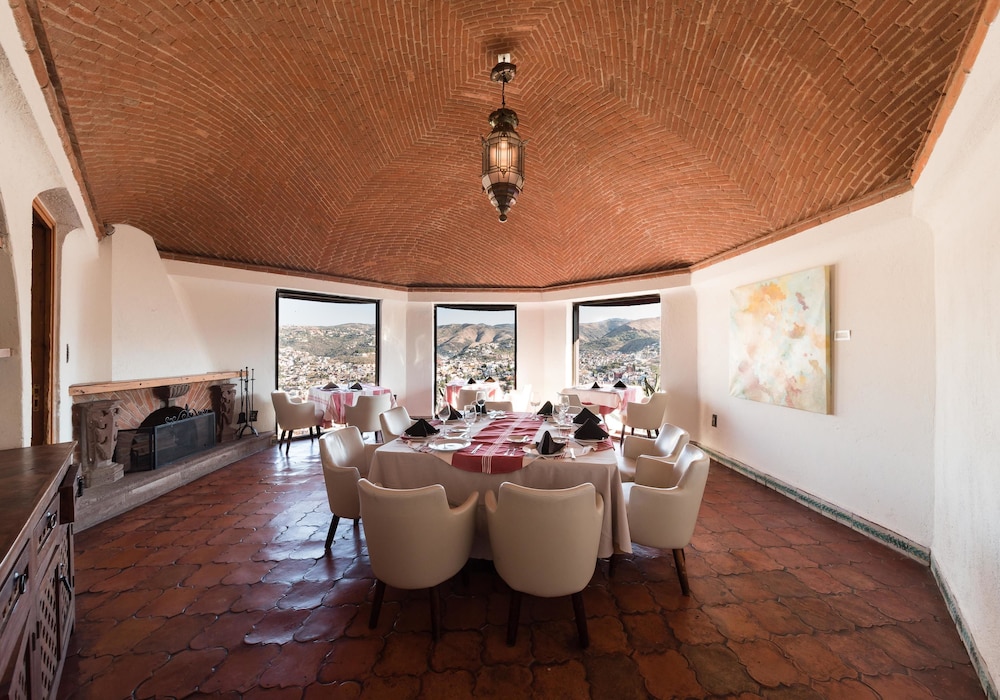 Mision Grand Casa Colorada 39/50
