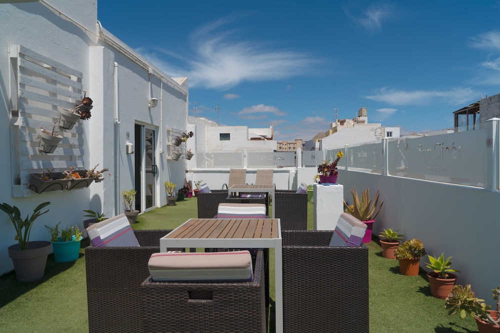Hostal San Gines 37/46