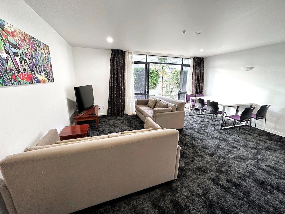 Delorenzo S Studio Apartments 53/72