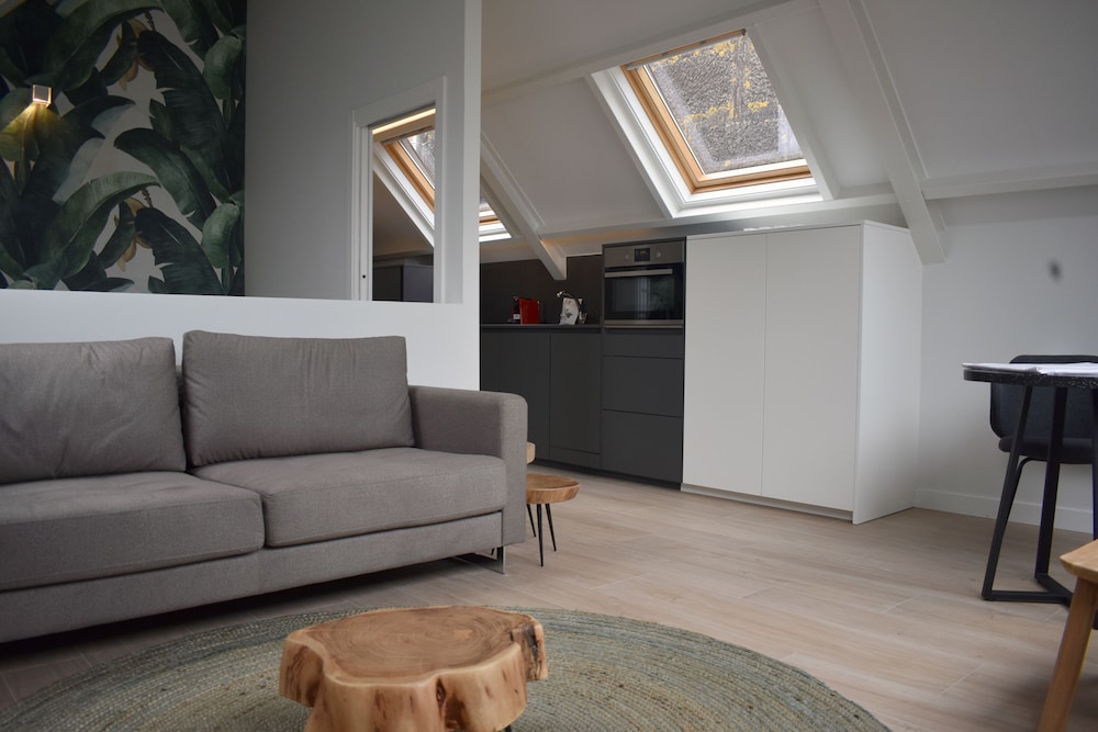 Bow Homes by Como en Casa 55/64