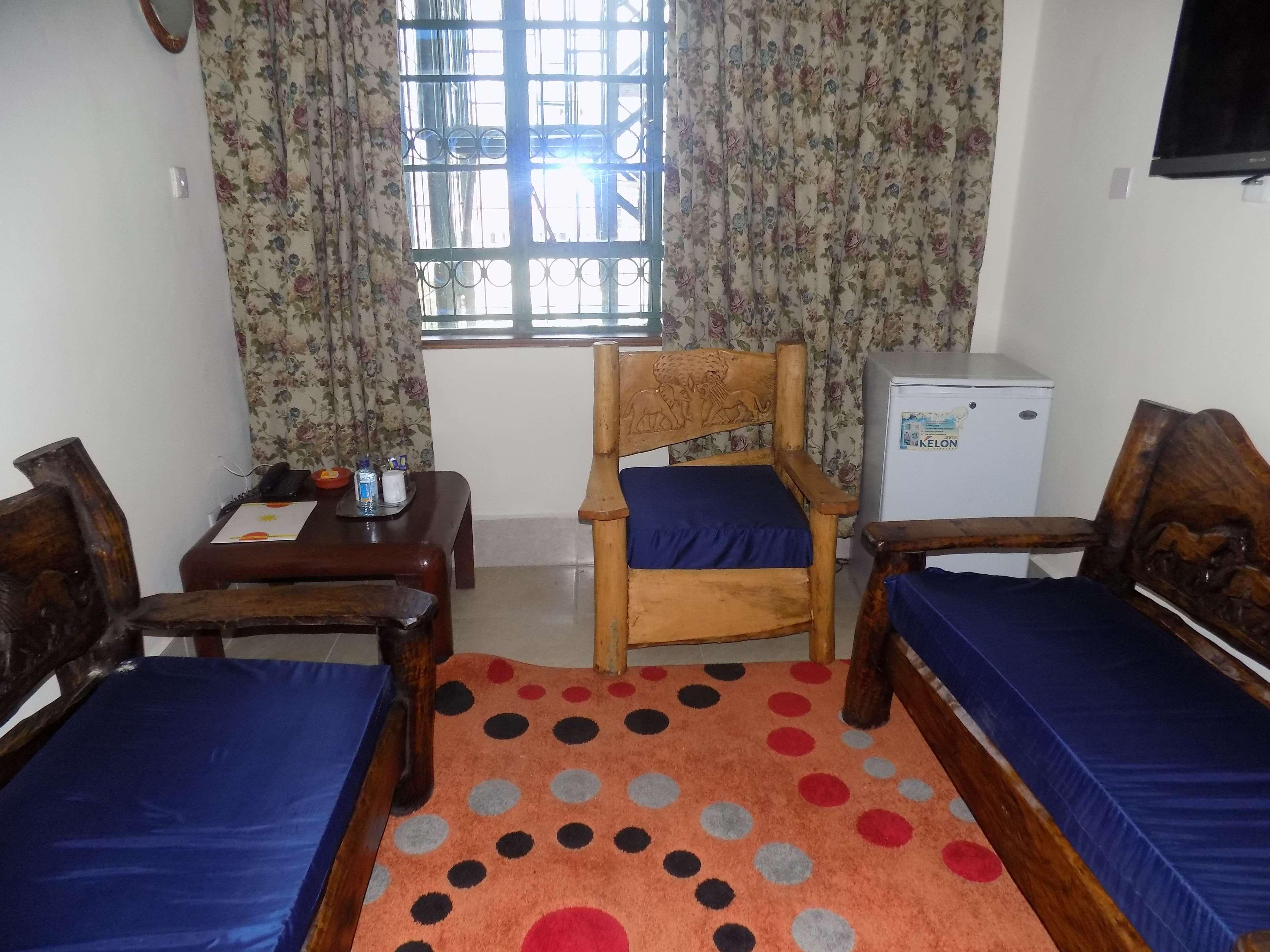 Kenya Comfort Hotel 69/69