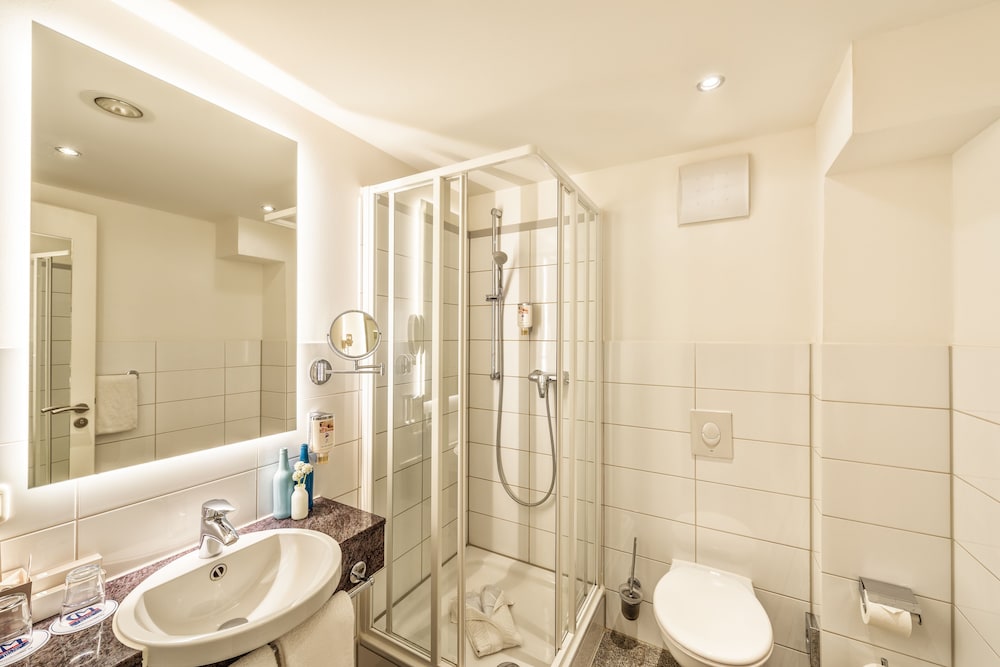 Cityclass Hotel Europa Am Dom 17/41