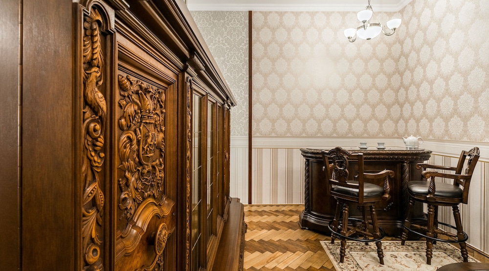 Exclusive Royal Apartments 3/34