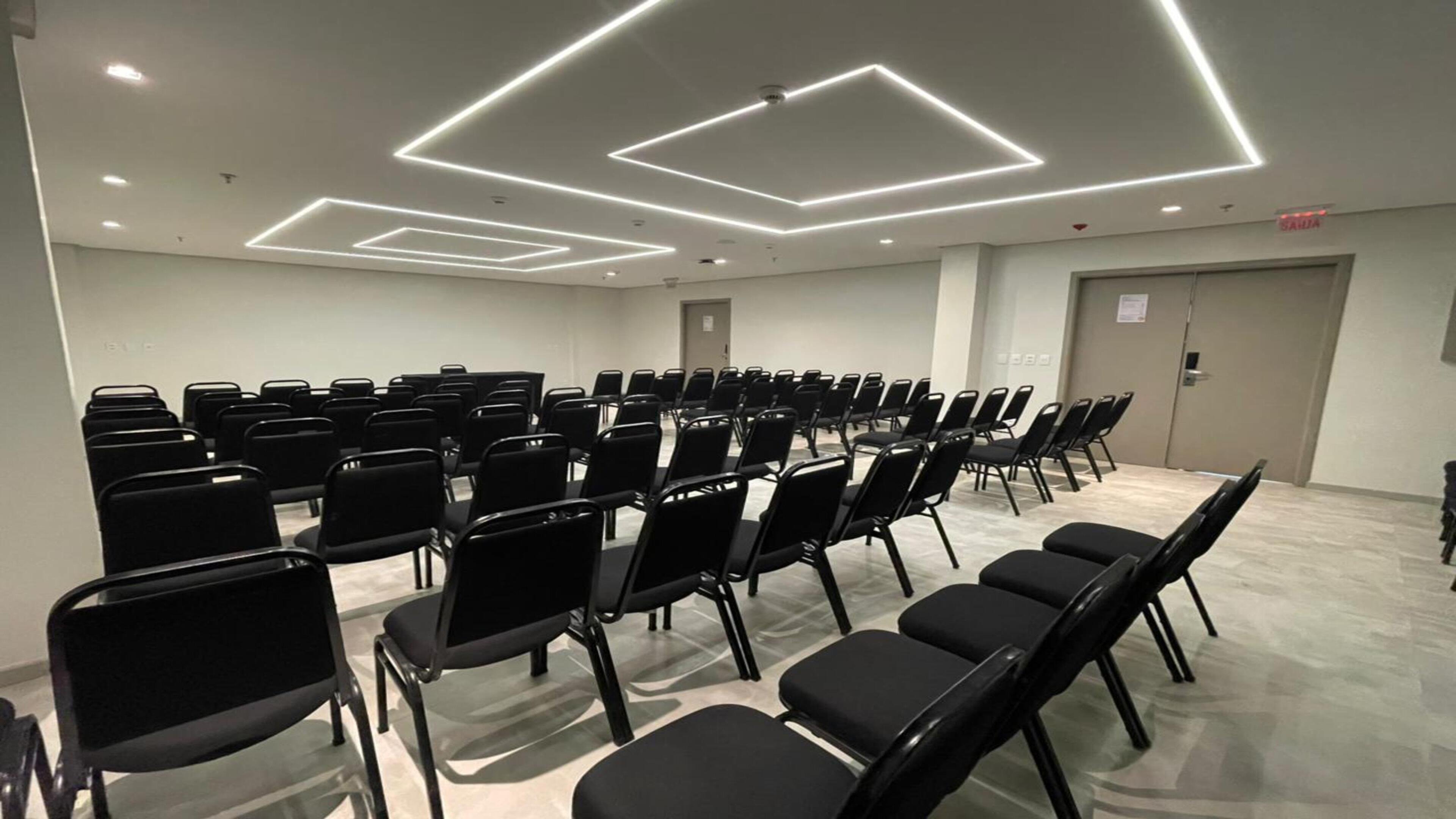 Holiday Inn Express Belem Ananindeua 68/77