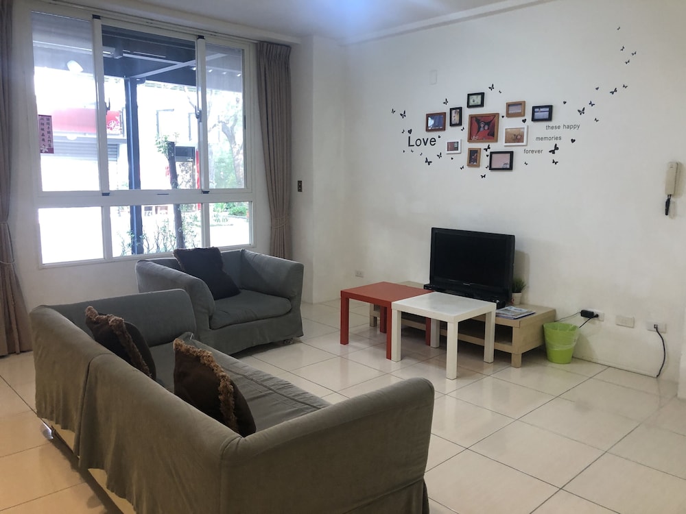 Sanyi Happiness B&B 36/70